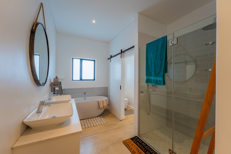 4 Bedroom Property for Sale in St Francis Links Eastern Cape